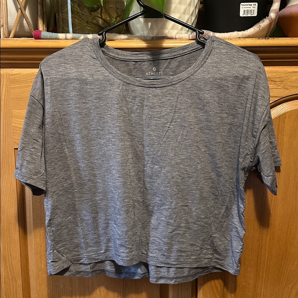 Athleta Heather Gray Cropped Tee